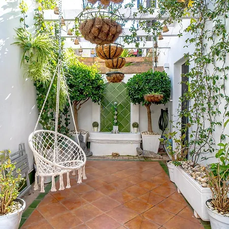 Away From * Μαρμπέλλα